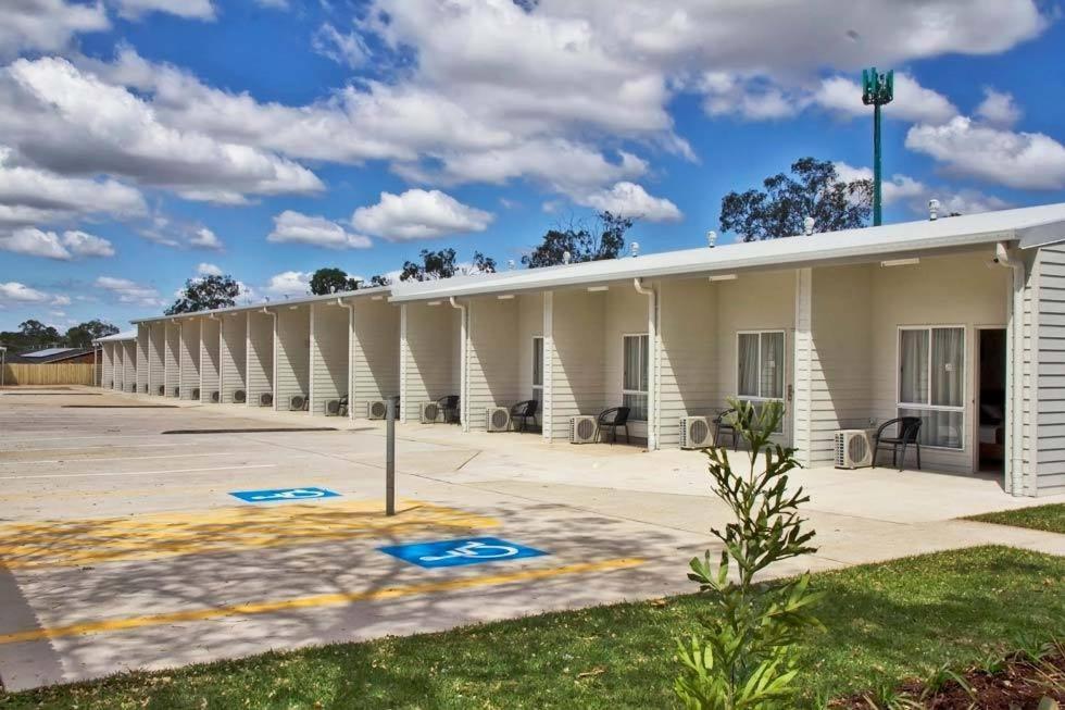 Kallangur Motel Экстерьер фото